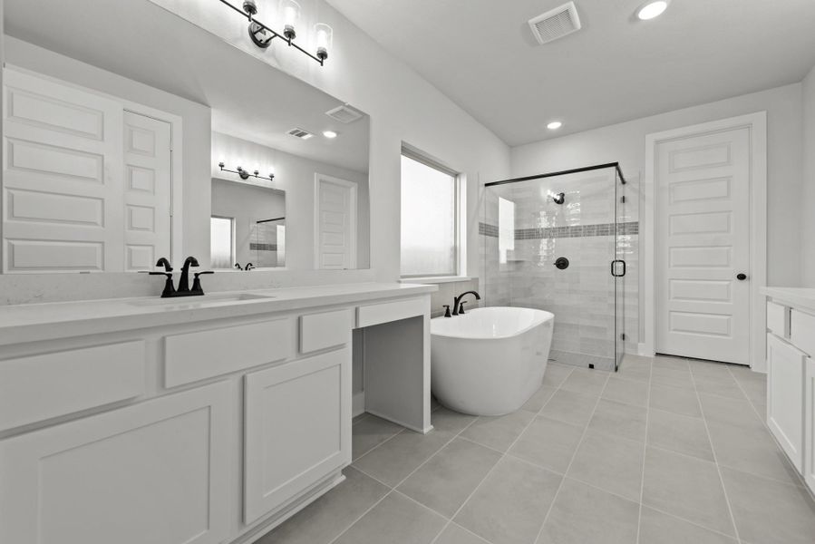 Representative image. Features, specifications, selections and colors may vary. Representative image. Features, specifications, selections and colors may vary.