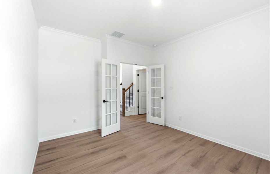 Spacious, unfurnished interior of a new home in Crescent Bluff, Georgetown (Image 27). Spacious, unfurnished interior of a new home in Crescent Bluff, Georgetown (Image 27).
