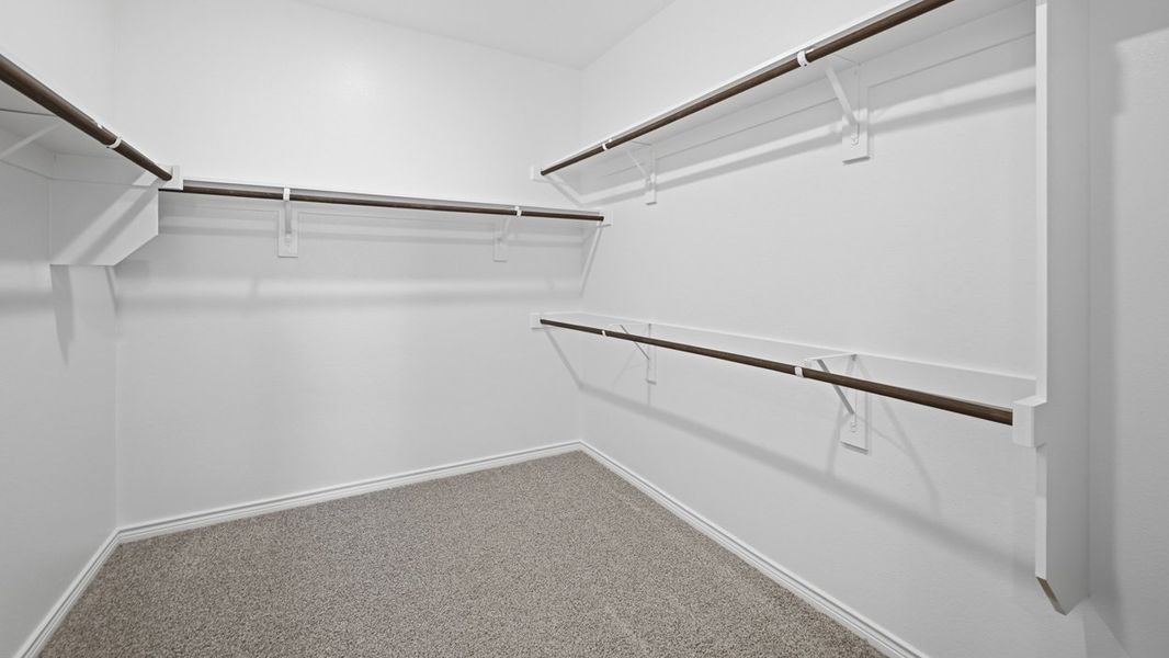 Representative unfurnished interior of a home built from the Oakridge by D.R. Horton in Morning Ridge, Princeton (Image 18).