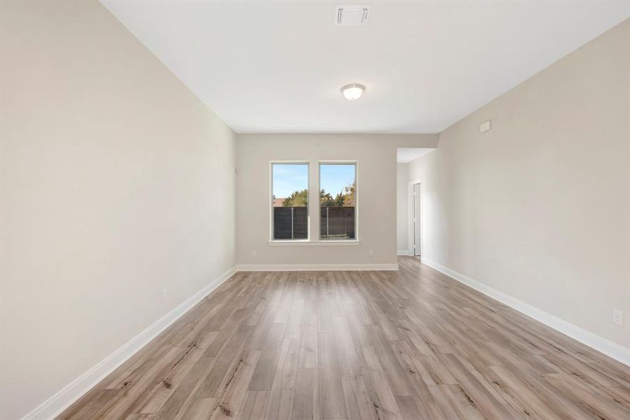 Spacious, unfurnished interior of a new home in Solterra - Garden Series, Mesquite (Image 13). Spacious, unfurnished interior of a new home in Solterra - Garden Series, Mesquite (Image 13).