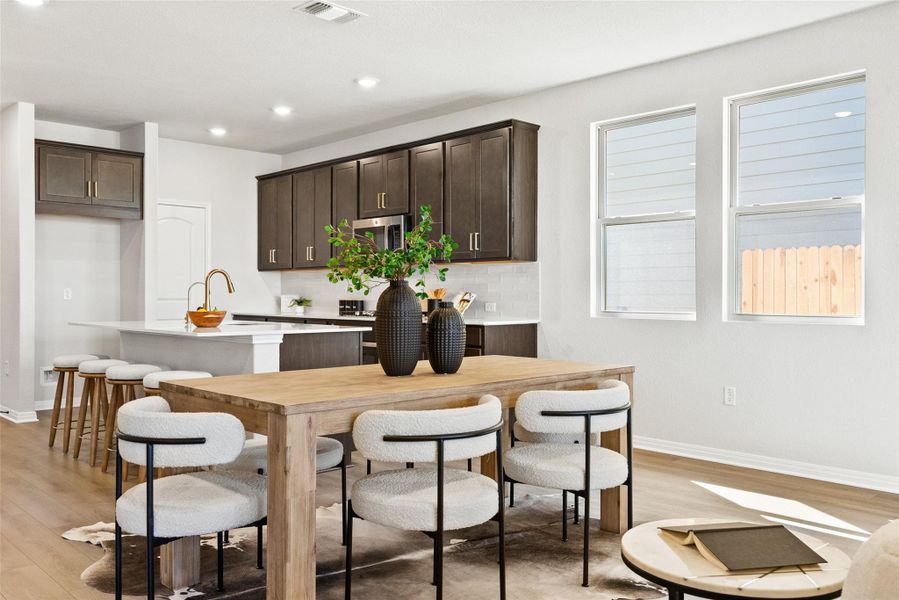 Representative images and renderings are for illustrative purposes. Actual structural options and design finished of home may vary.