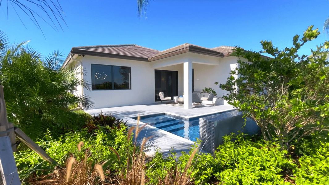 Representative exterior details of a home built from the Fairmont by CC Homes in Maple Ridge, Ave Maria (Image 3).