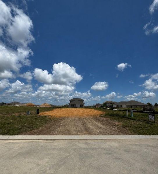 Site preparation for new homesites in , Texas City (Image 5).
