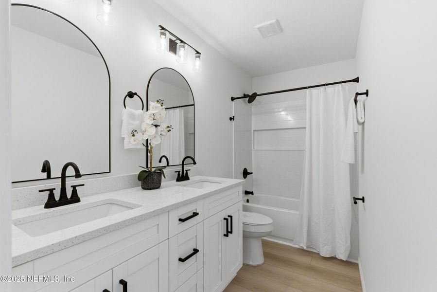 Furnished interior view inside a new home in , Jacksonville (Image 16).