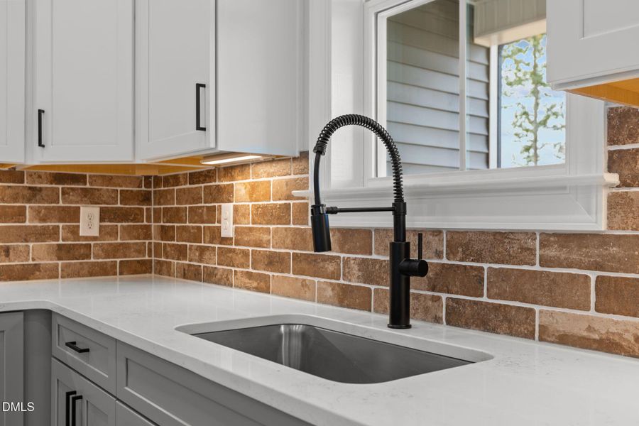 24-web-or-mls-2N6A7853 24-web-or-mls-2N6A7853