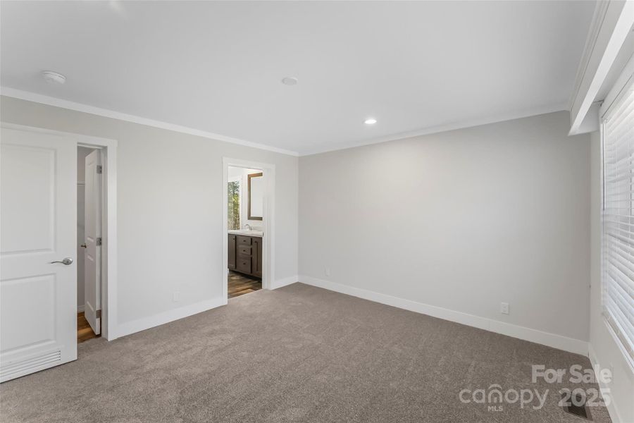 Spacious, unfurnished interior of a new home in , Weaverville (Image 31).