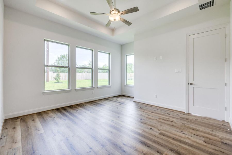Spacious, unfurnished interior of a new home in , Sealy (Image 22).