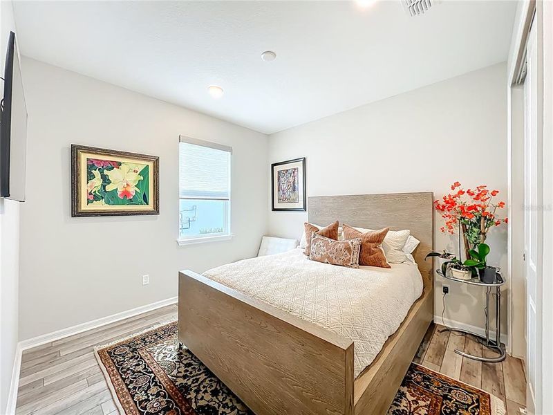 Furnished interior view inside a new home in Del Webb Minneola, Minneola (Image 37). Furnished interior view inside a new home in Del Webb Minneola, Minneola (Image 37).