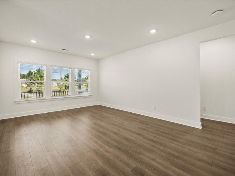Spacious, unfurnished interior of a new home in The Coves at Lakes of Cane Bay, Summerville (Image 22). Spacious, unfurnished interior of a new home in The Coves at Lakes of Cane Bay, Summerville (Image 22).