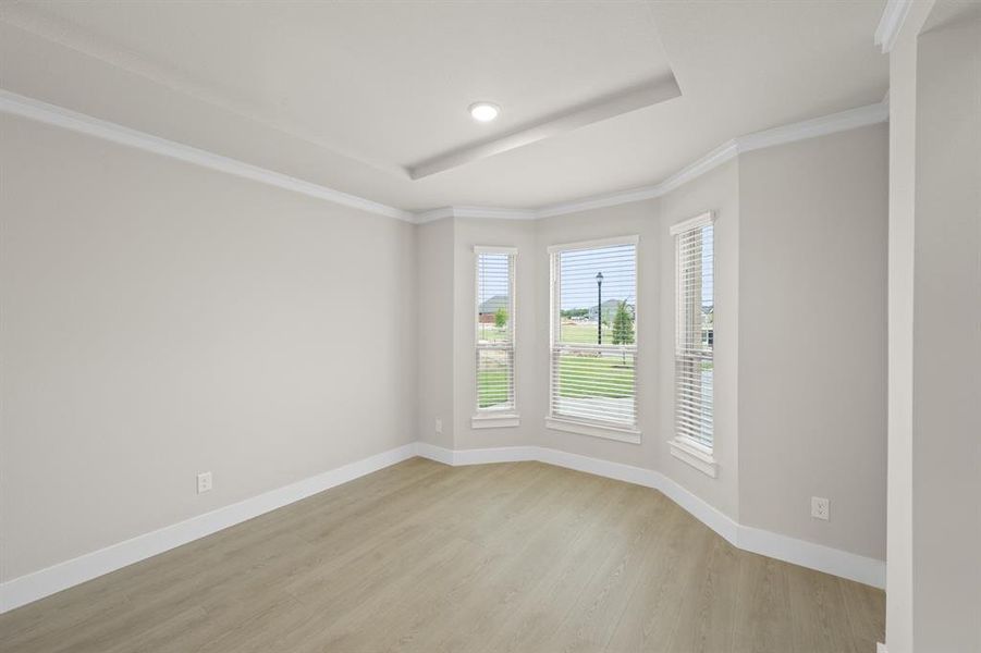 1822 Whisperwood- Flex SPace-1 1822 Whisperwood- Flex SPace-1