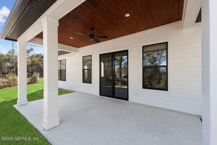 Exterior details and patio area of a home in , Middleburg (Image 4).