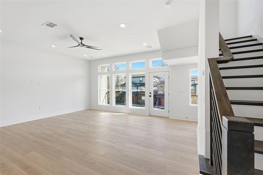 Spacious, unfurnished interior of a new home in , Dallas (Image 21).