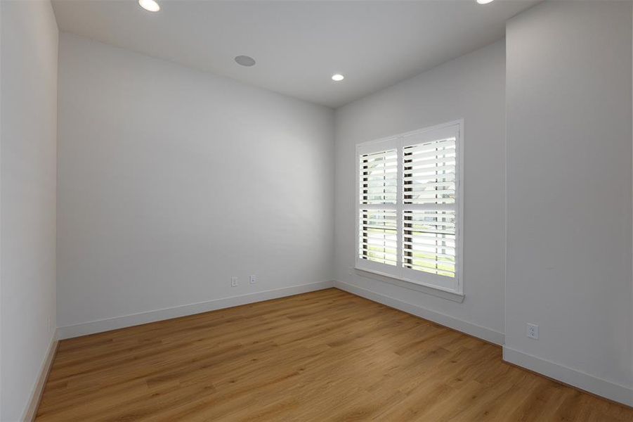 Spacious, unfurnished interior of a new home in Ventana, Fort Worth (Image 18). Spacious, unfurnished interior of a new home in Ventana, Fort Worth (Image 18).