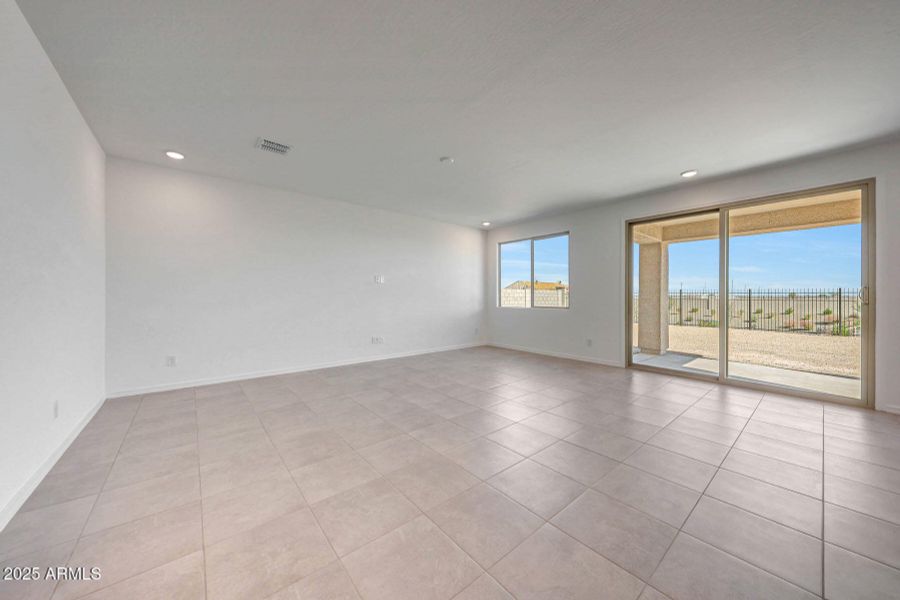 PHX_Tyler_lot 2087_lagoon_3741_greatroom