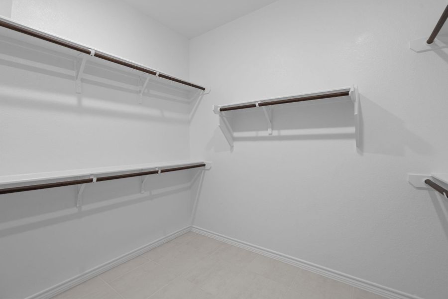 Spacious, unfurnished interior of a new home in Del Webb Fulshear, Fulshear (Image 16). Spacious, unfurnished interior of a new home in Del Webb Fulshear, Fulshear (Image 16).