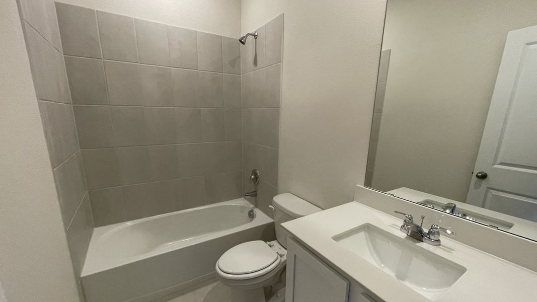 Representative furnished interior of a home built from the Sapphire by D.R. Horton in Elevon, Lavon (Image 6).