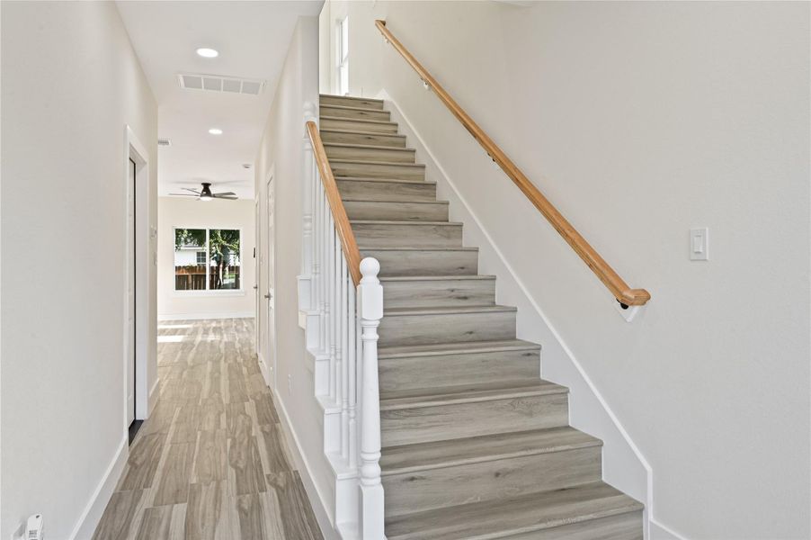 Spacious, unfurnished interior of a new home in , Houston (Image 16).