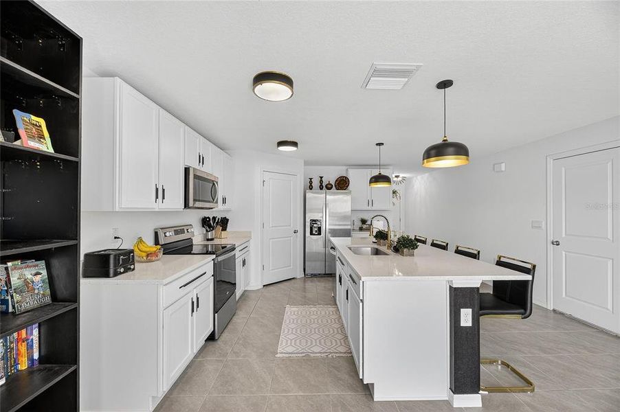 Furnished interior view inside a new home in North Park Isle, Plant City (Image 32).