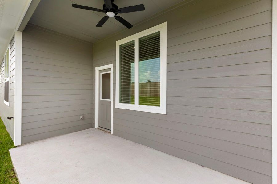 Image 42 of a home in Sterling Ridge. Image 42 of a home in Sterling Ridge.