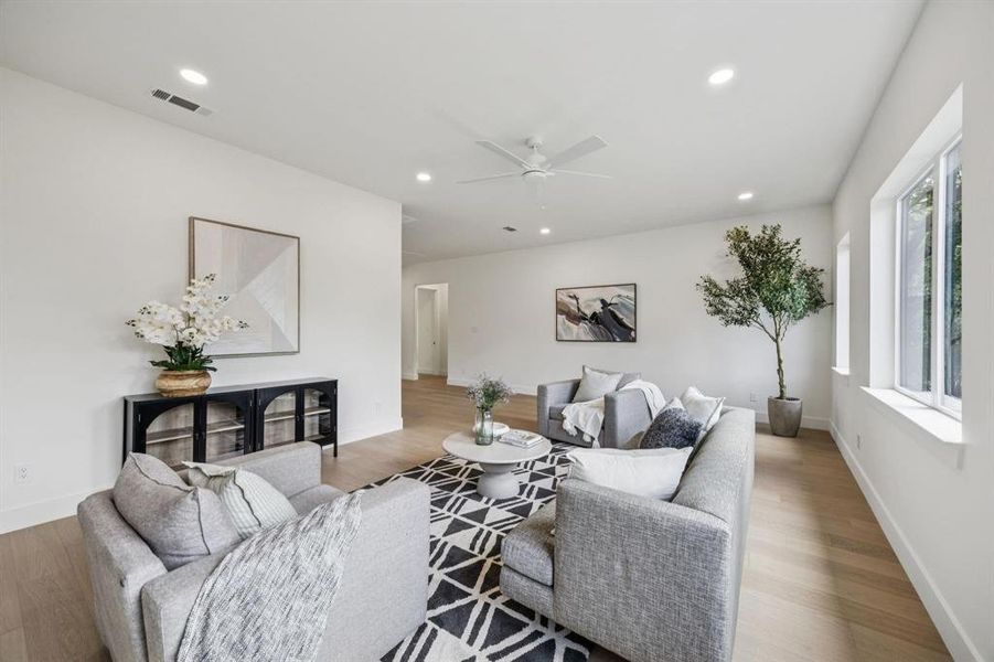 Furnished interior view inside a new home in , Dallas (Image 13).