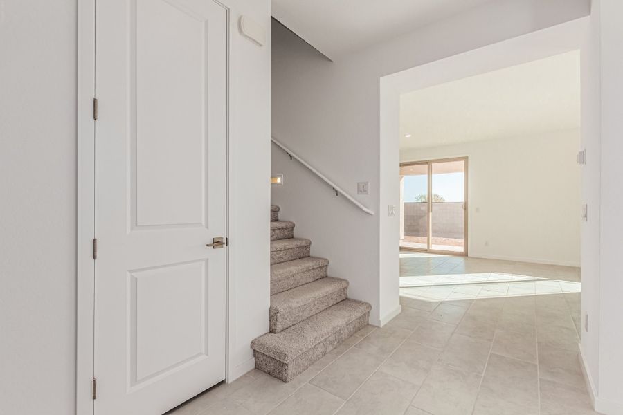 Spacious, unfurnished interior of a new home in Teravalis, Buckeye (Image 6).