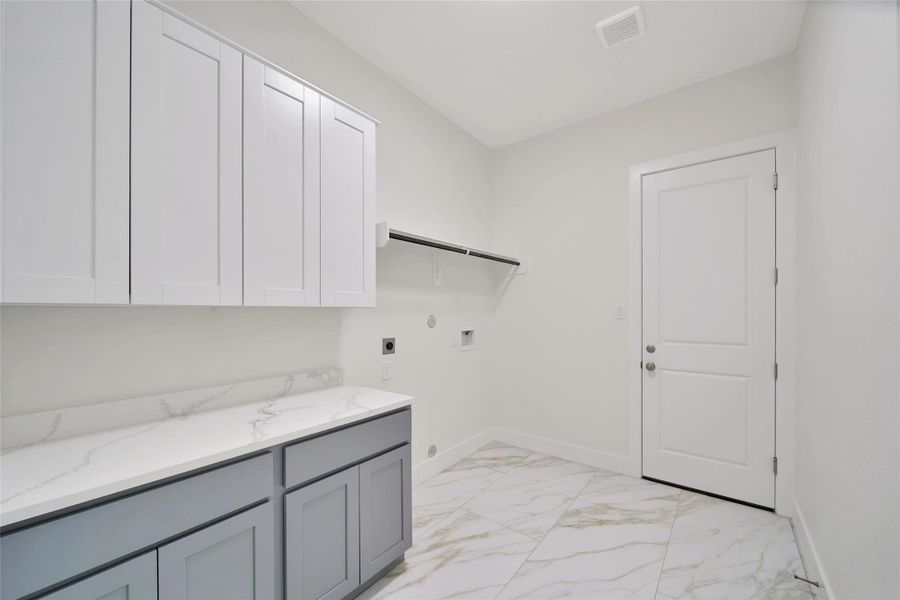 Spacious, unfurnished interior of a new home in , Houston (Image 35). Spacious, unfurnished interior of a new home in , Houston (Image 35).