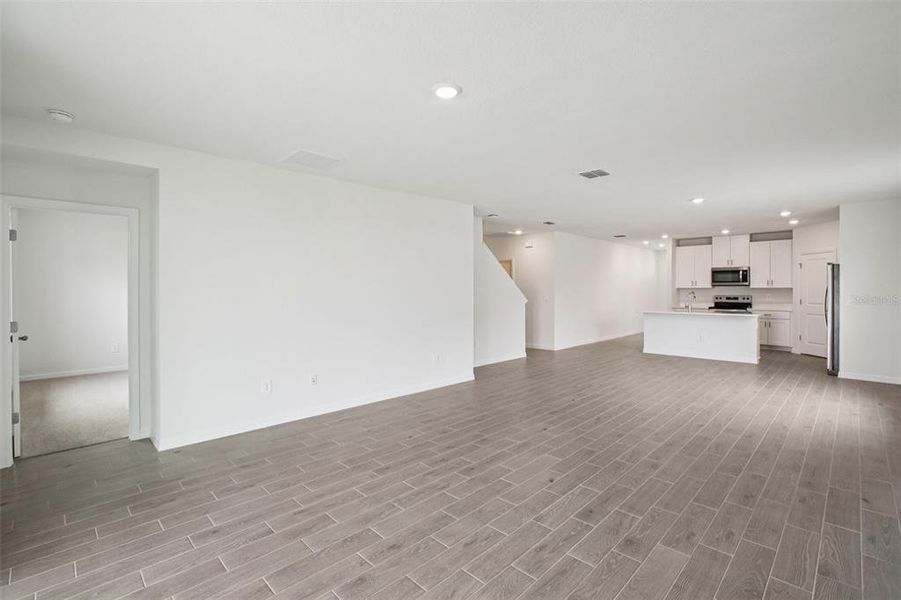 Spacious, unfurnished interior of a new home in Two Rivers - Classic Series, Zephyrhills (Image 37).