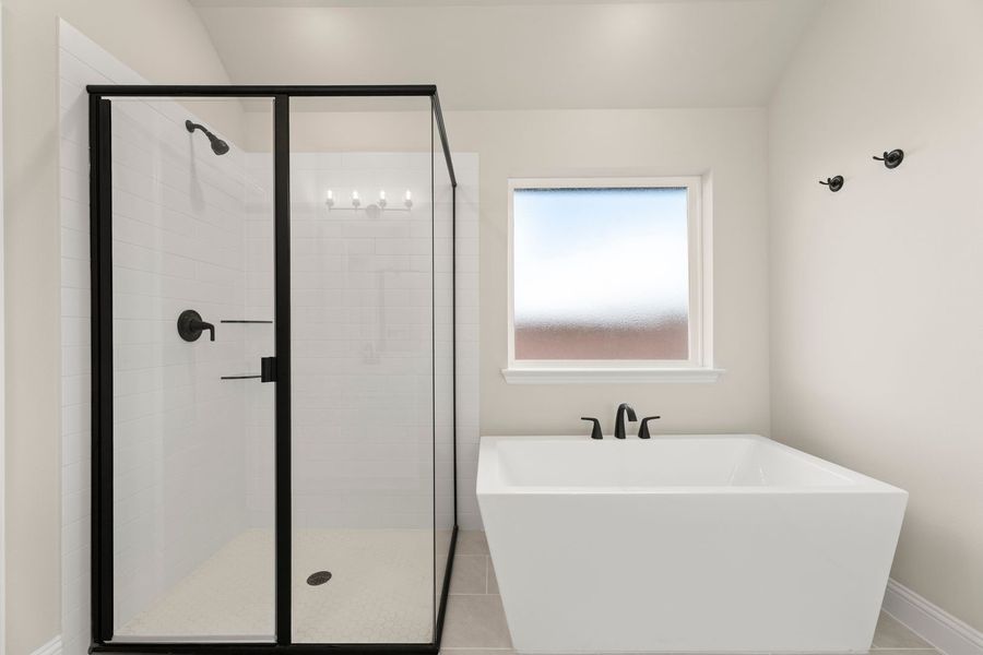 Furnished interior view inside a new home in Creekside, Royse City (Image 14).