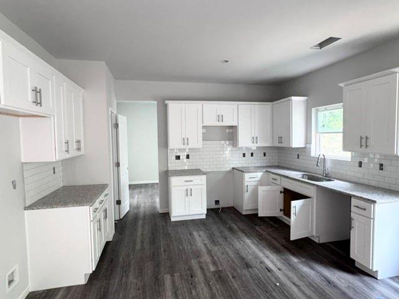Furnished interior view inside a new home in , Dallas (Image 6). Furnished interior view inside a new home in , Dallas (Image 6).