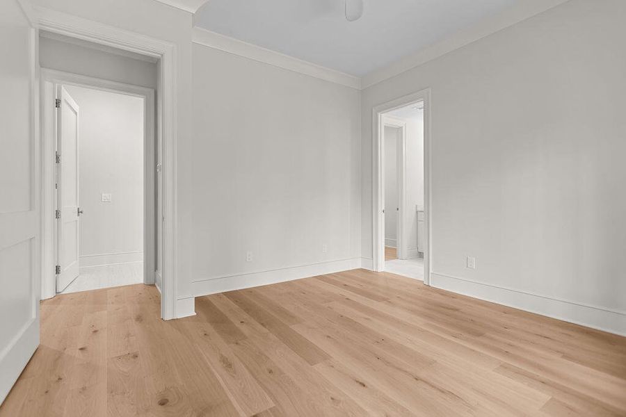 Spacious, unfurnished interior of a new home in , Seabrook Island (Image 47).