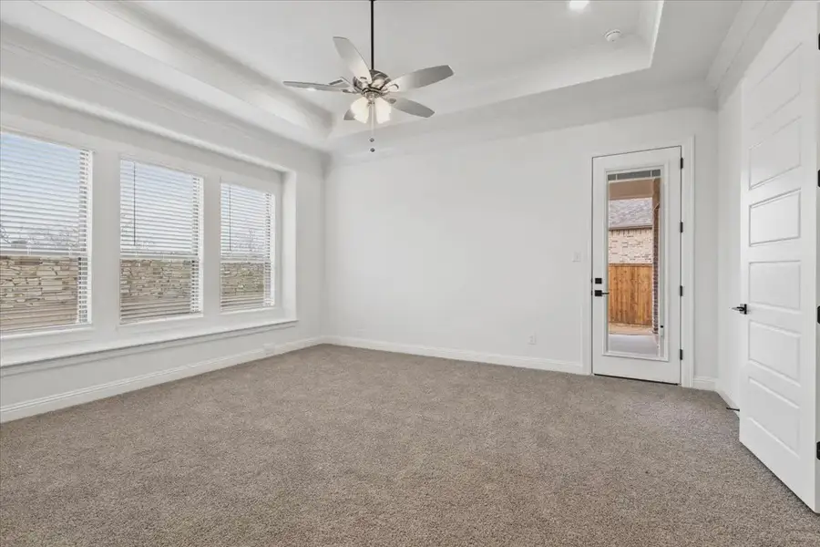 Representative unfurnished interior of a home built from the Springport by Chesmar Homes in Canyon Falls, Argyle (Image 19).