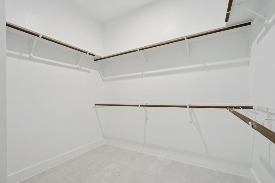 Spacious, unfurnished interior of a new home in Persimmon, Buda (Image 21). Spacious, unfurnished interior of a new home in Persimmon, Buda (Image 21).