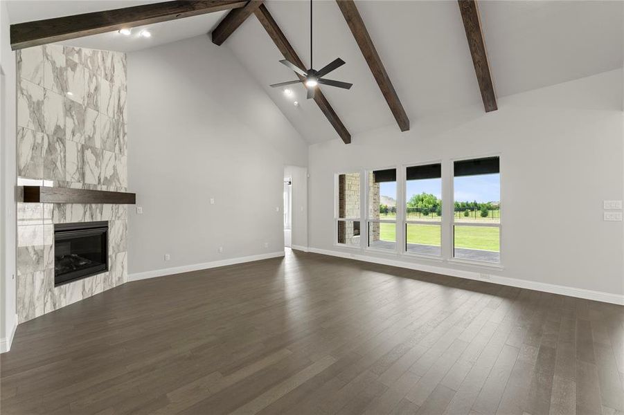 Spacious, unfurnished interior of a new home in Las Brisas at Stoney Creek, Sunnyvale (Image 23). Spacious, unfurnished interior of a new home in Las Brisas at Stoney Creek, Sunnyvale (Image 23).