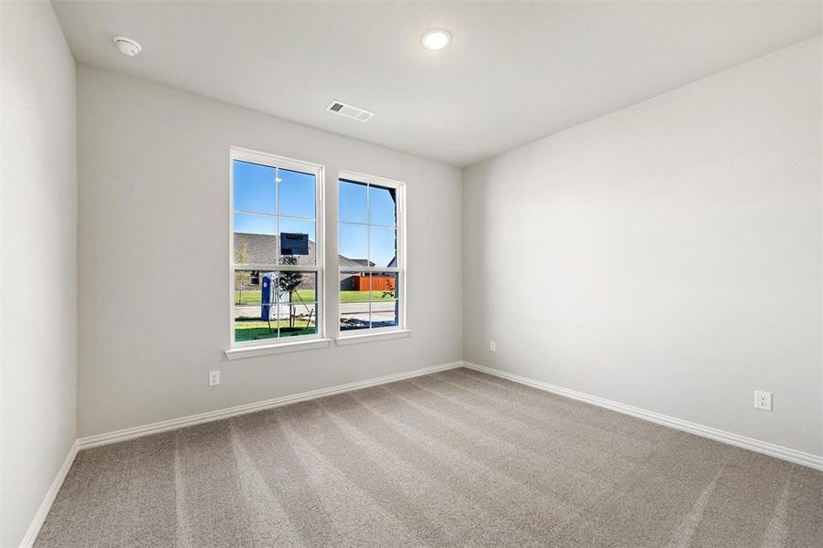 Spacious, unfurnished interior of a new home in Morningstar, Aledo (Image 13).