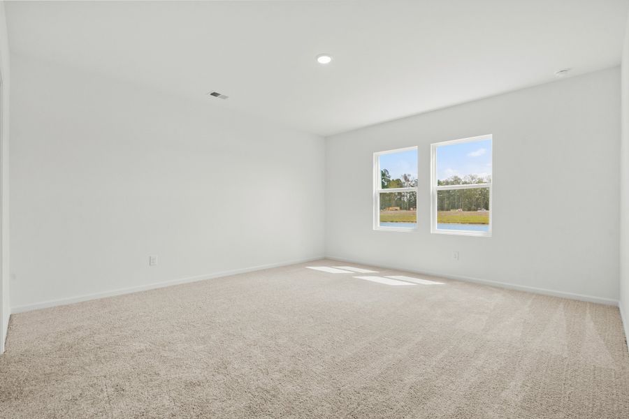 Representative unfurnished interior of a home built from the Moonbeam by Starlight Homes in Spring Grove, Aynor (Image 24).