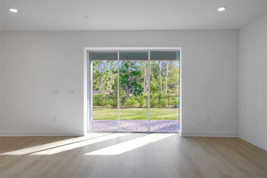 Spacious, unfurnished interior of a new home in Palms at Windermere, Windermere (Image 44).