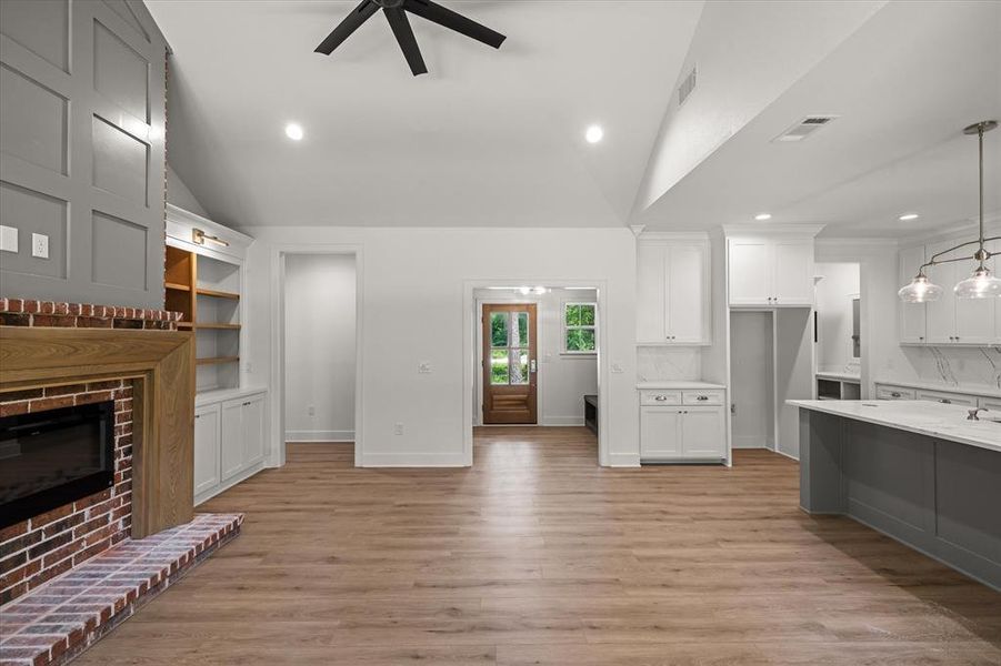 Spacious, unfurnished interior of a new home in , Grand Saline (Image 32).