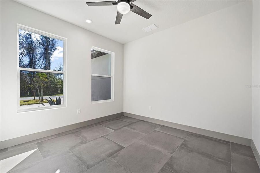Spacious, unfurnished interior of a new home in , Palm Coast (Image 52).