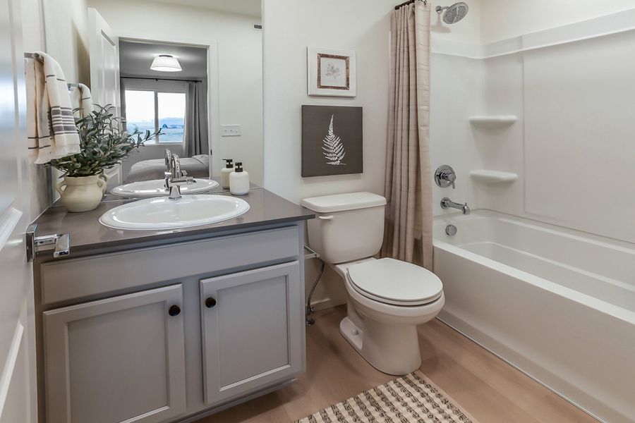 Representative furnished interior of a home built from the Oakley by Hartford Homes in Bloom, Fort Collins (Image 43).