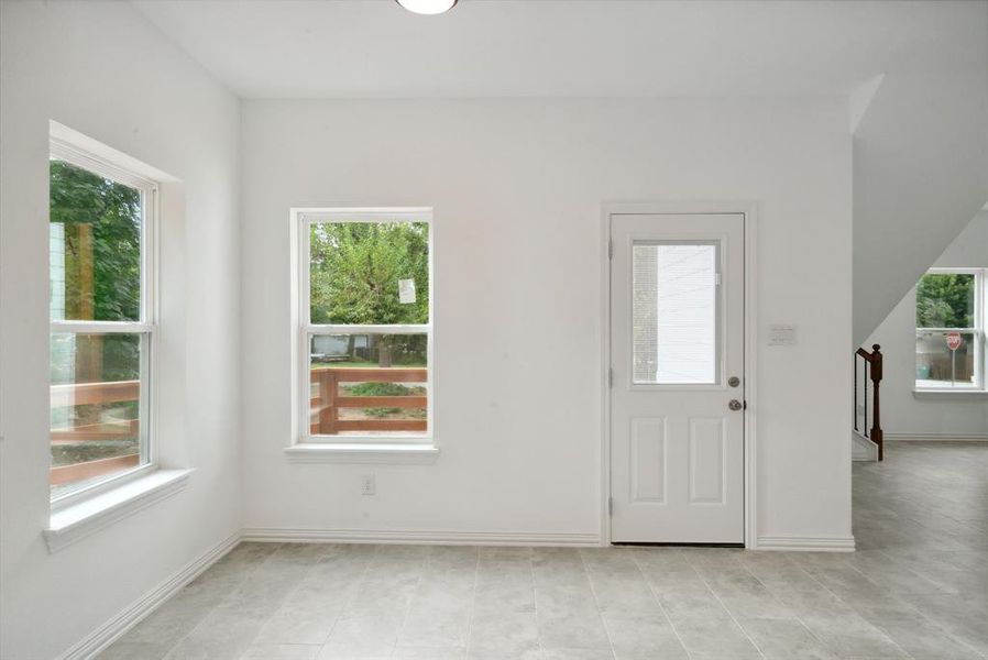 Foyer featuring a wealth of natural light