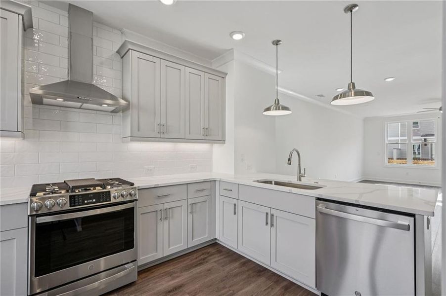 Furnished interior view inside a new home in Evanshire Townhomes, Duluth (Image 8).
