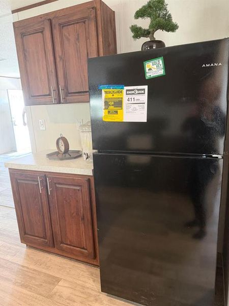 Close-up of interior finishes inside a home in , Bronson (Image 12).