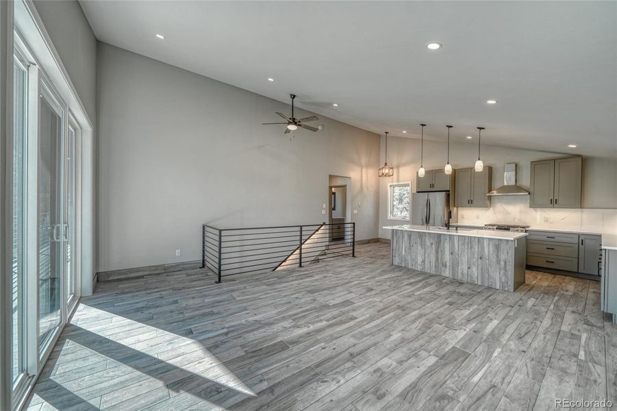 Spacious, unfurnished interior of a new home in , Leadville (Image 16).