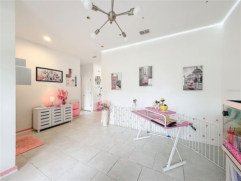 Furnished interior view inside a new home in Rhett's Ridge, Apopka (Image 32).