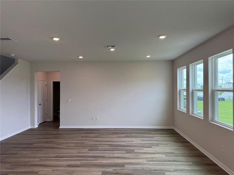 Spacious, unfurnished interior of a new home in Solera at Lakewood Ranch, Lakewood Ranch (Image 20).
