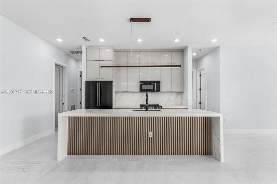 Furnished interior view inside a new home in , Cape Coral (Image 7).