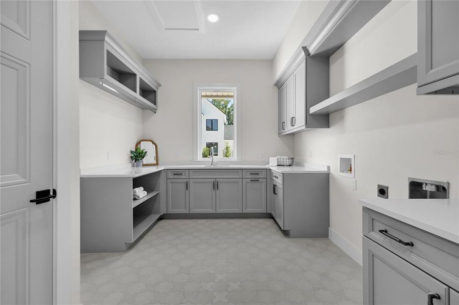 Furnished interior view inside a new home in , Newberry (Image 5).