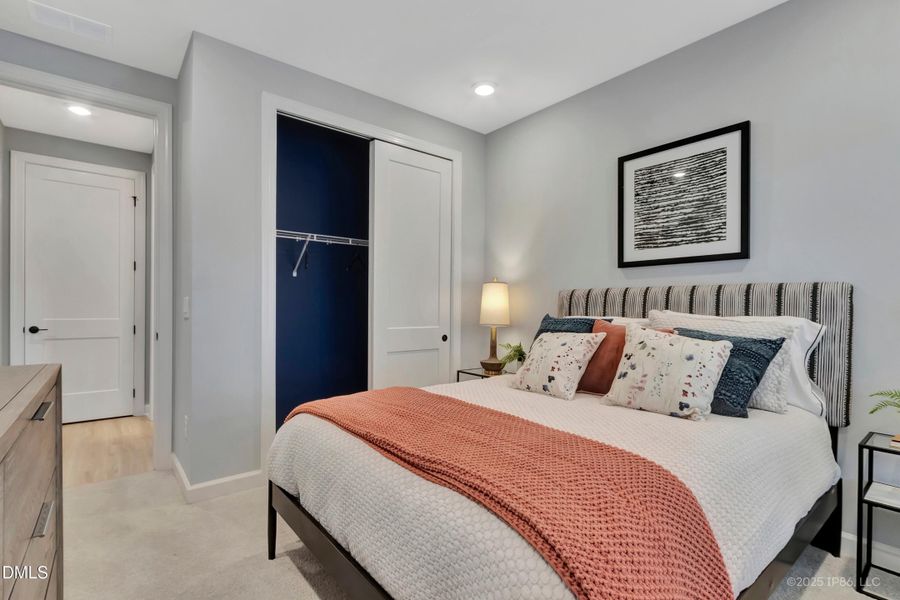 Guest Room Guest Room