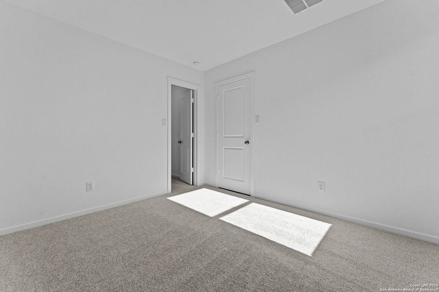 Spacious, unfurnished interior of a new home in , New Braunfels (Image 8).