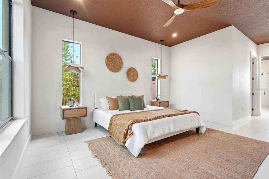 Furnished interior view inside a new home in , Orlando (Image 17).